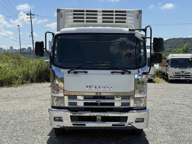 ISUZU FORWARD JUSTON 2011