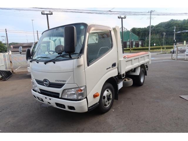 HINO DUTRO 2017