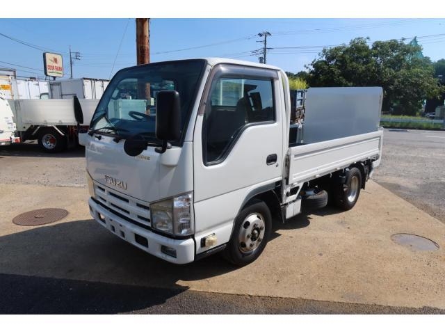 ISUZU ELF UT 2014