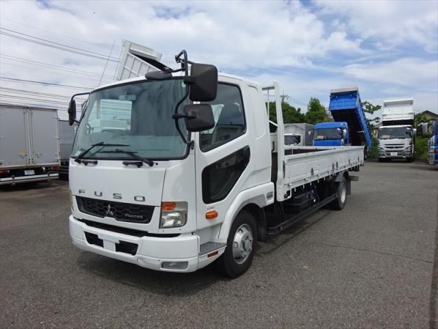 MITSUBISHI FIGHTER MIGNON 2016