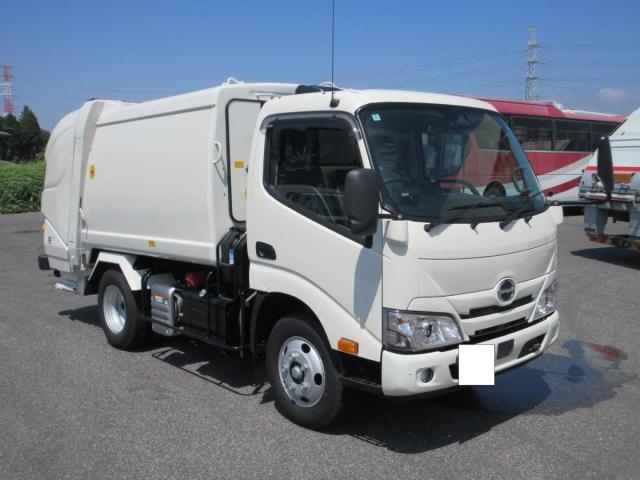 HINO DUTRO 2025