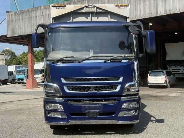 MITSUBISHI SUPER GREAT 2016