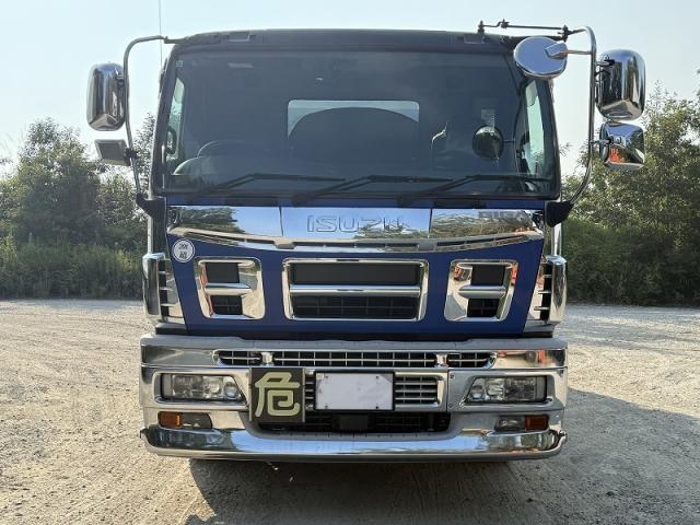 ISUZU GIGA 2009