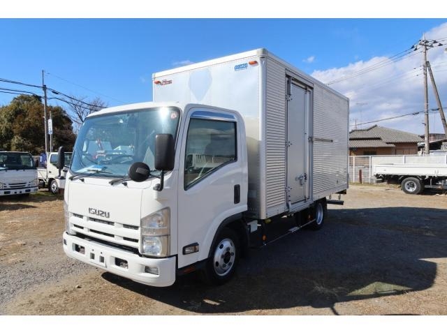 ISUZU ELF UT 2014