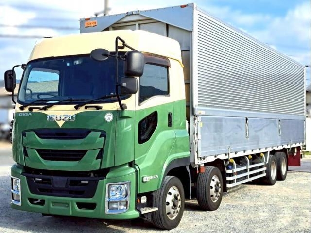ISUZU GIGA 2017