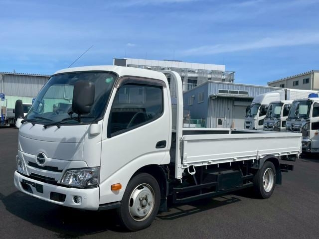 HINO DUTRO 2020