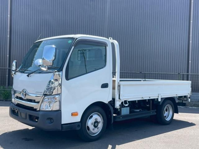 TOYOTA DYNA 2020