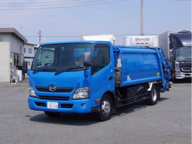 HINO DUTRO 2015