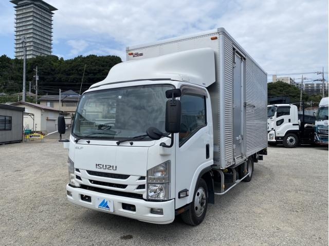 ISUZU ELF UT 2019