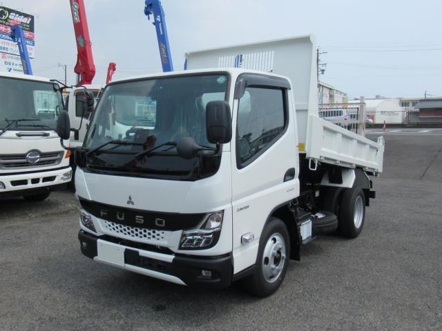 MITSUBISHI CANTER GUTS 2025