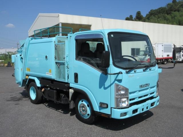 ISUZU ELF UT 2013