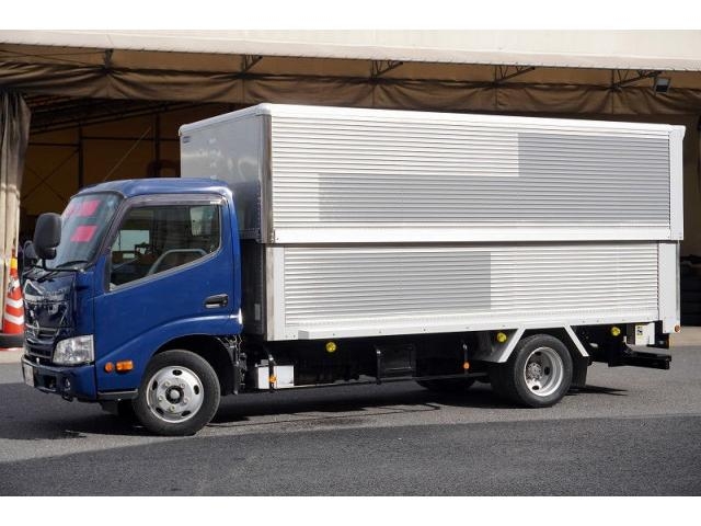 HINO DUTRO 2017