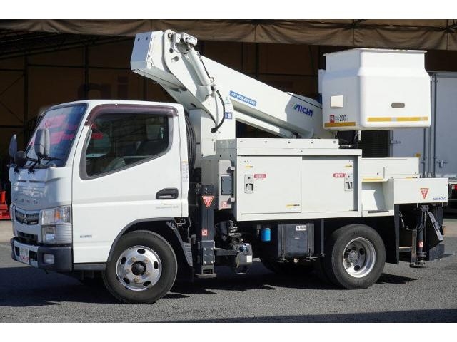 MITSUBISHI CANTER GUTS 2017