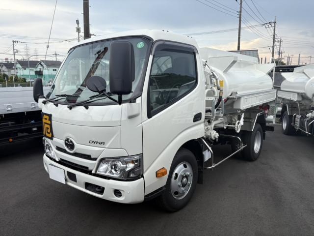 TOYOTA DYNA 2025