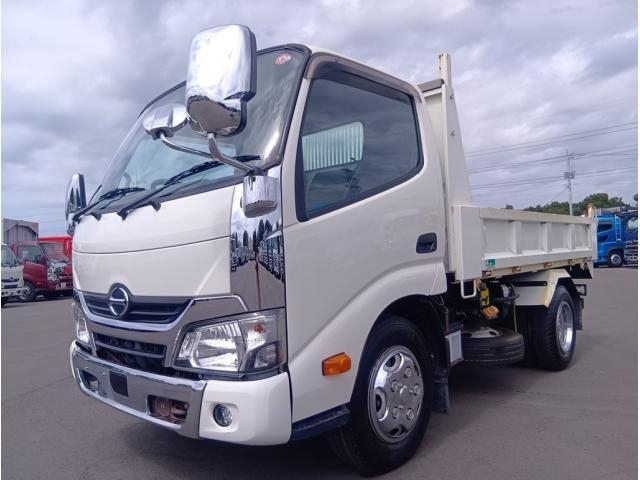 HINO DUTRO 2017