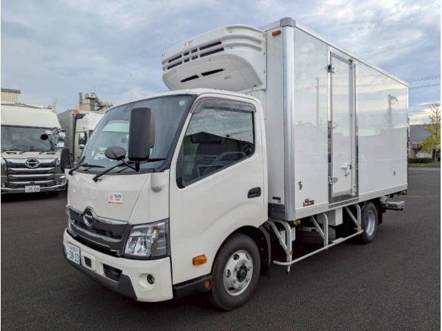 HINO DUTRO 2024