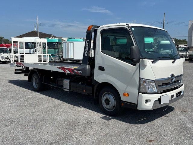 HINO DUTRO 2025