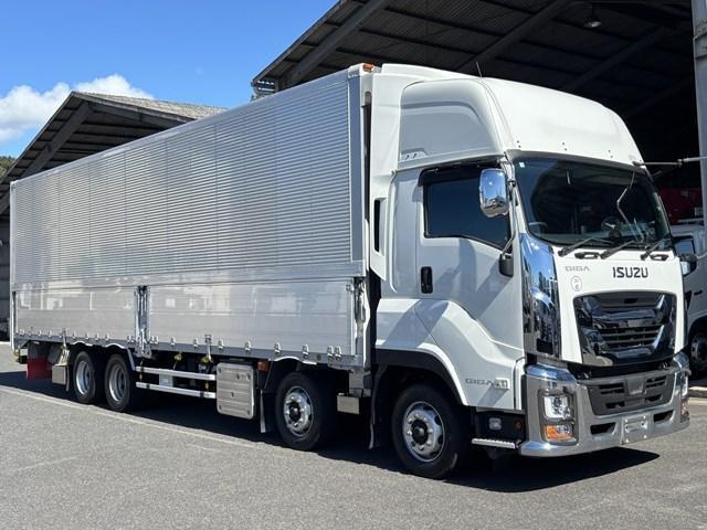 ISUZU GIGA 2023