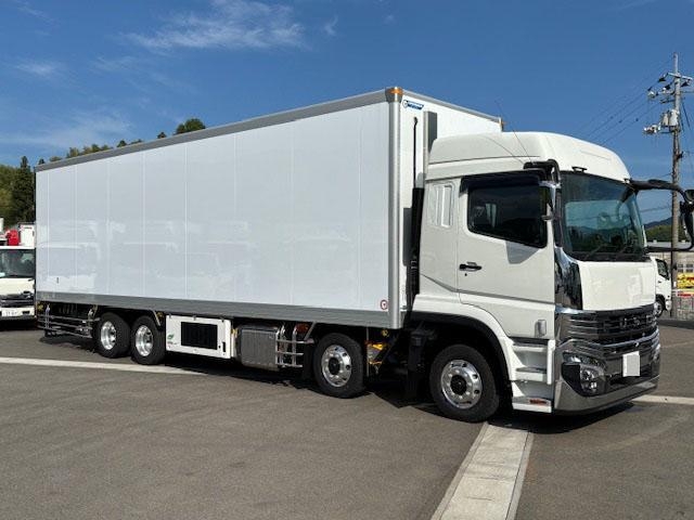 MITSUBISHI SUPER GREAT 2025