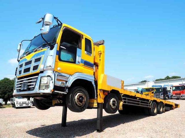 ISUZU GIGA 2012