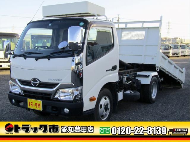 HINO DUTRO 2015