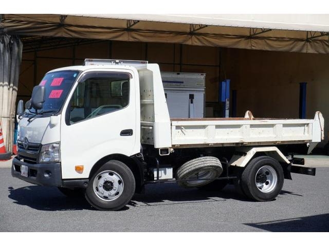 HINO DUTRO 2016