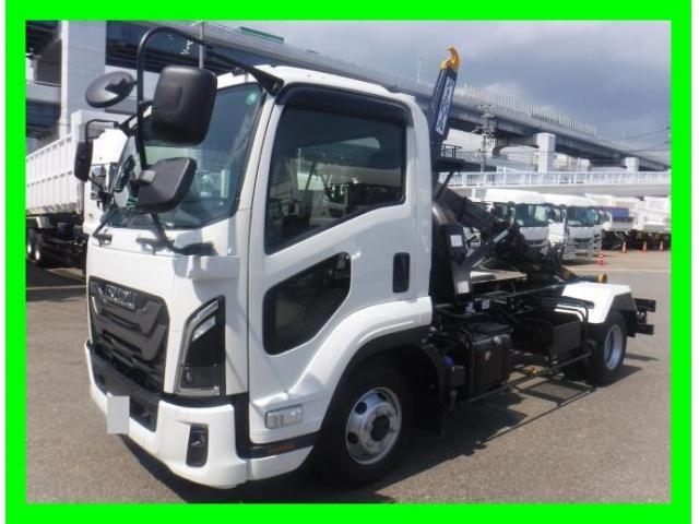 ISUZU FORWARD JUSTON 2025