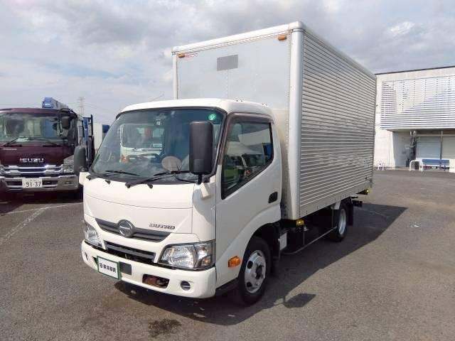 HINO DUTRO 2016