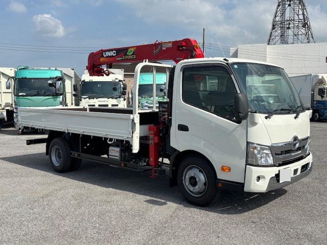 HINO DUTRO 2024