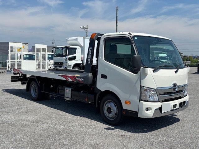 HINO DUTRO 2025