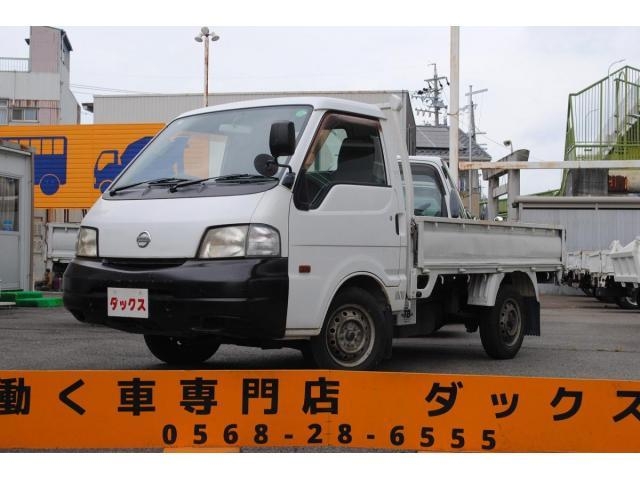 NISSAN undefined 2010