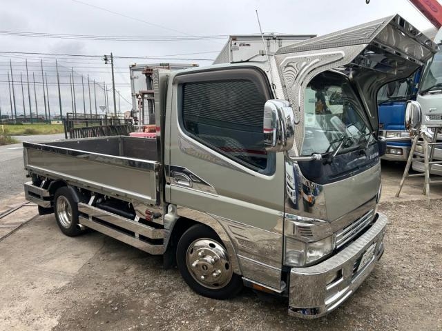 MITSUBISHI CANTER GUTS 2006